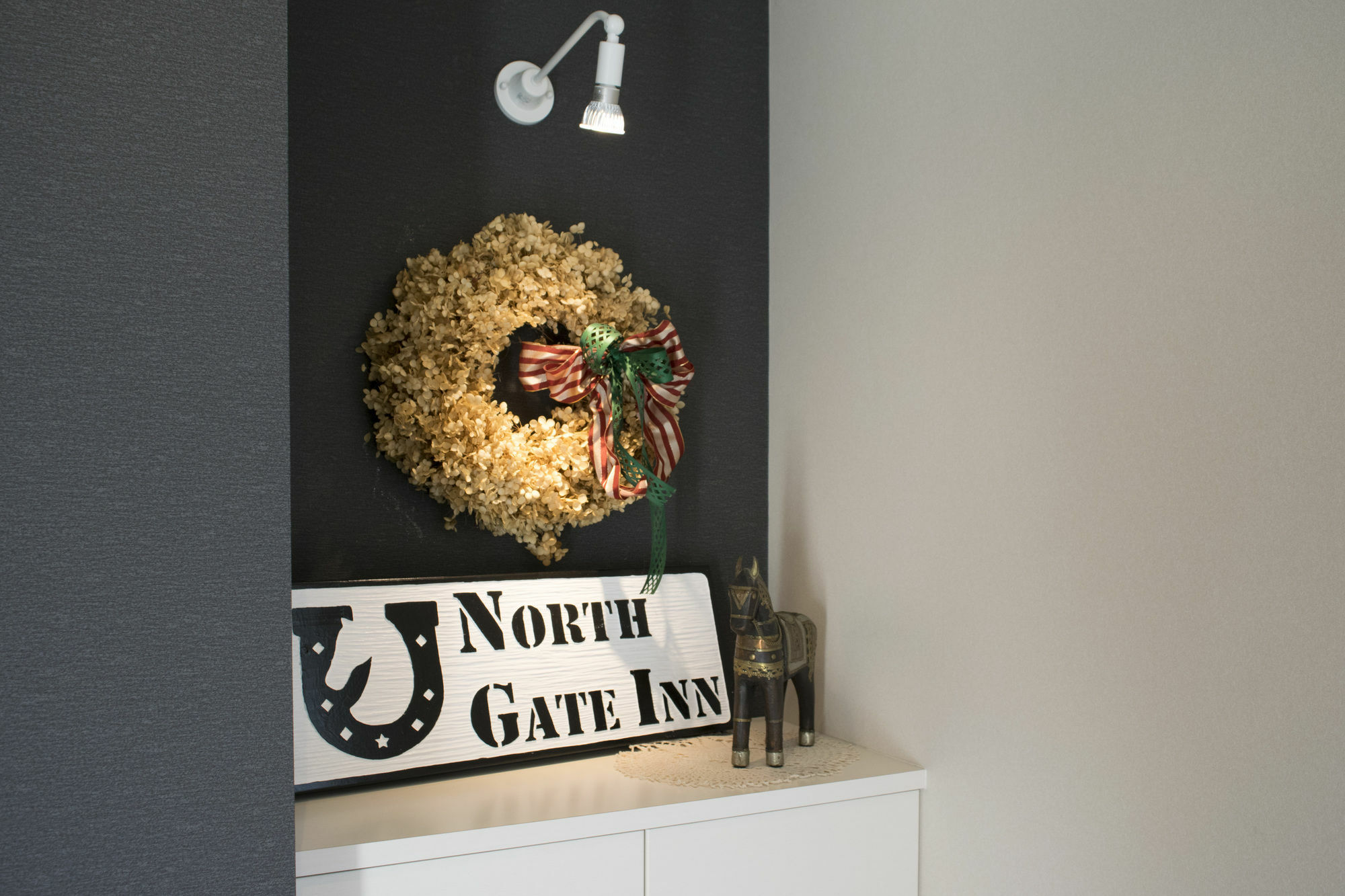 North Gate Inn Abira Kültér fotó